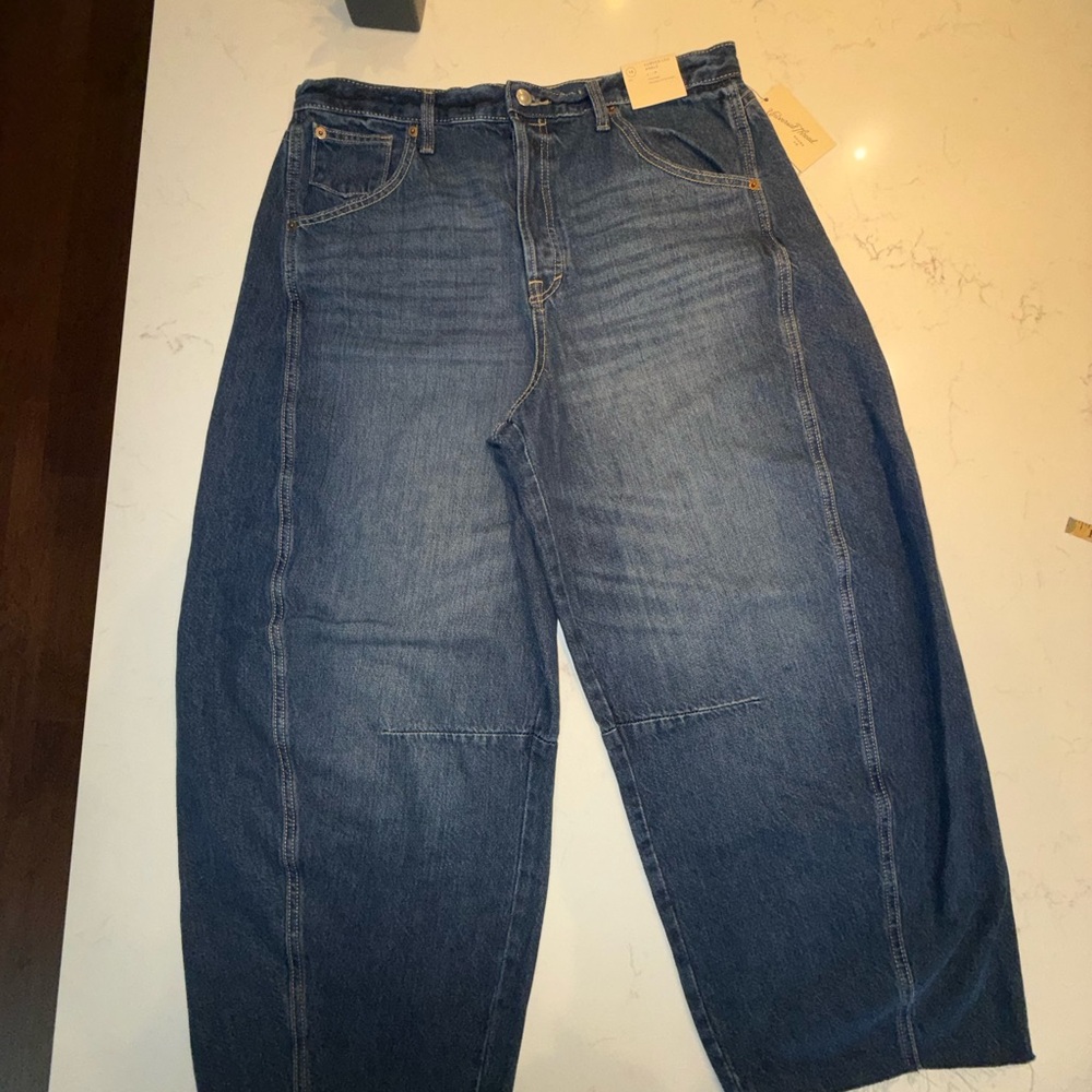 Size 14 Women’s Curved Leg Ankle Denim High Rise Blue Jeans Universal Thread